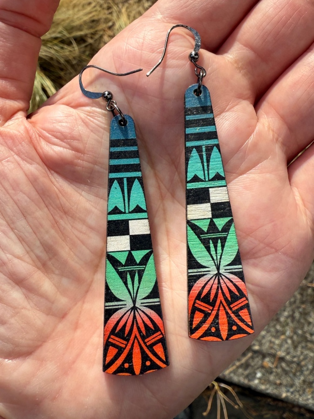 Gorgeous Native American Handmade Dangle Earrings Lightweight Maple Wood